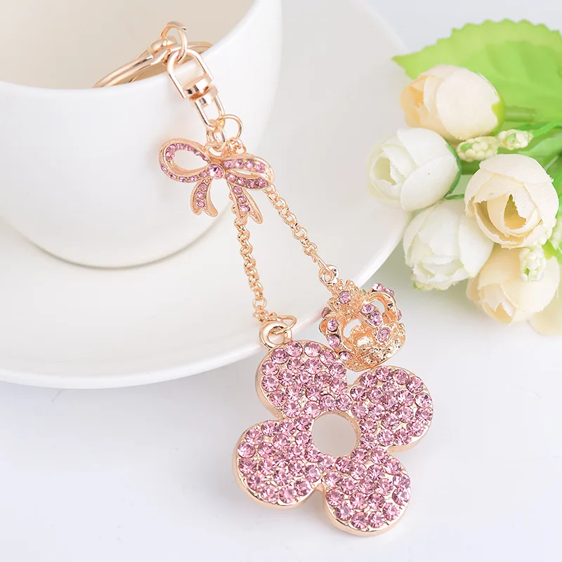 Creative Love Clover Keychains Car Key Ring Accessories Alloy Key Chain Fashion Keyrings for Women Bag Charm Pendant Gifts