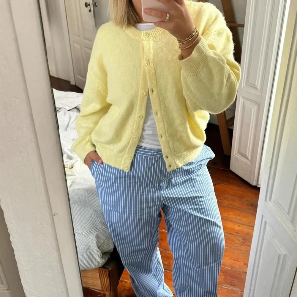 KONDALA Chic Casual 2025 Knit Women Yellow Vintage Sweater O-Neck Knitwear Streetwear Single Breasted Chic Elegant Mujer Outwear