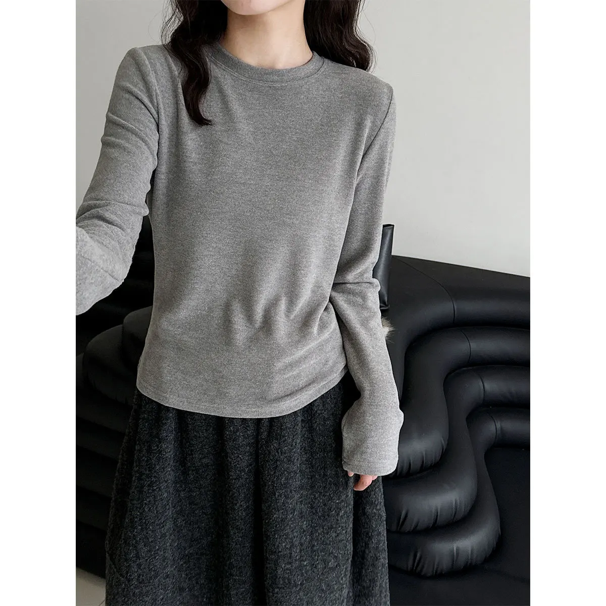 

Minimalist Fleece-Lined Cotton Feel Round Neck Stretchy Inner T-Shirt For Women Autumn Winter New Versatile Slim Fit Base