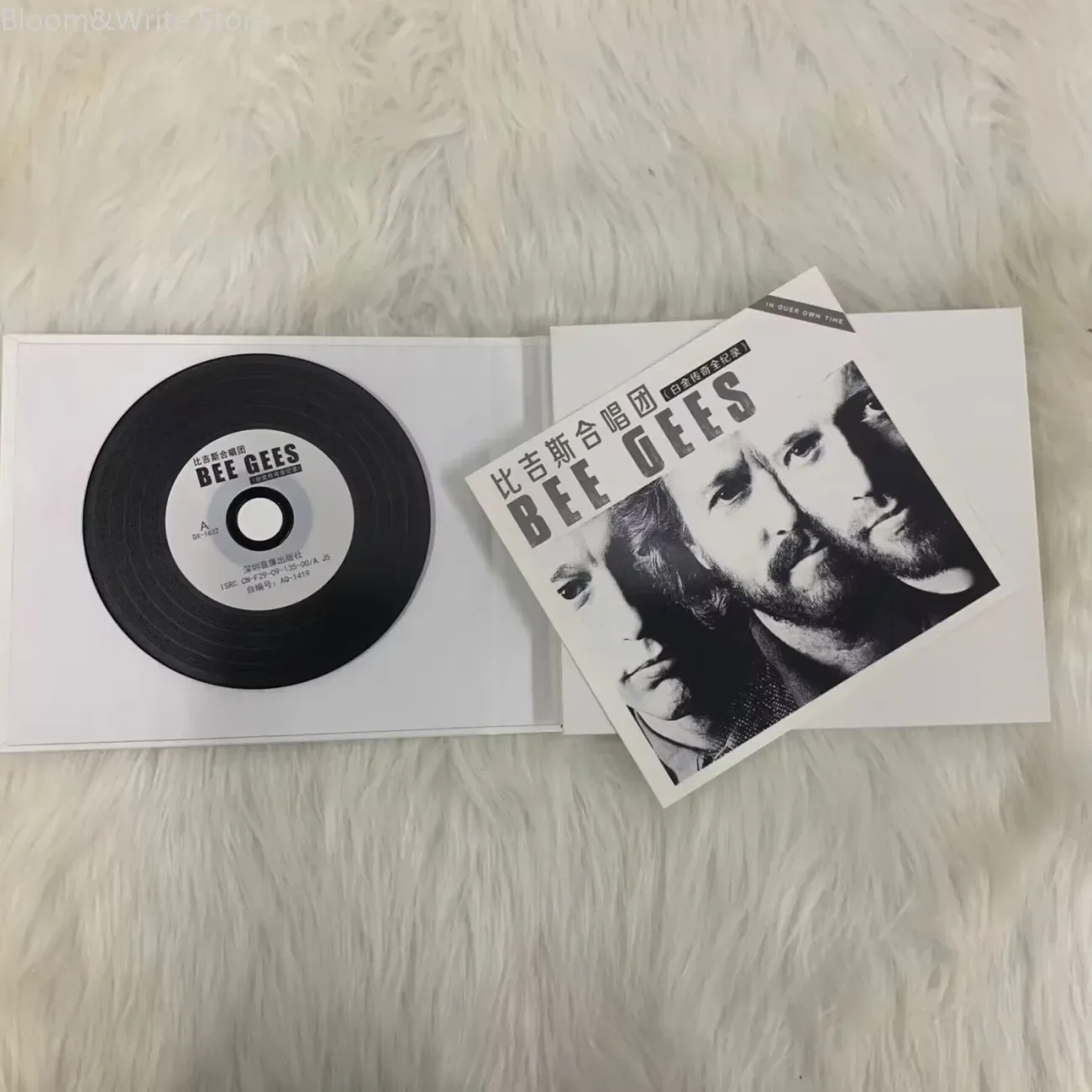 Australian Pop Music Singing Group Gibb Brothers Music CD Greatest Hits Album How Deep Is Your Love 3pcs Music Record  Walkman