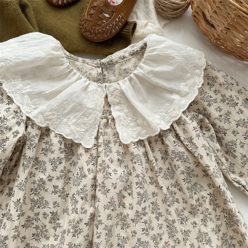 

Autumn New Girls' Floral Embroidery Lace Collar Dress Children's French Style Cotton Dress Korean
