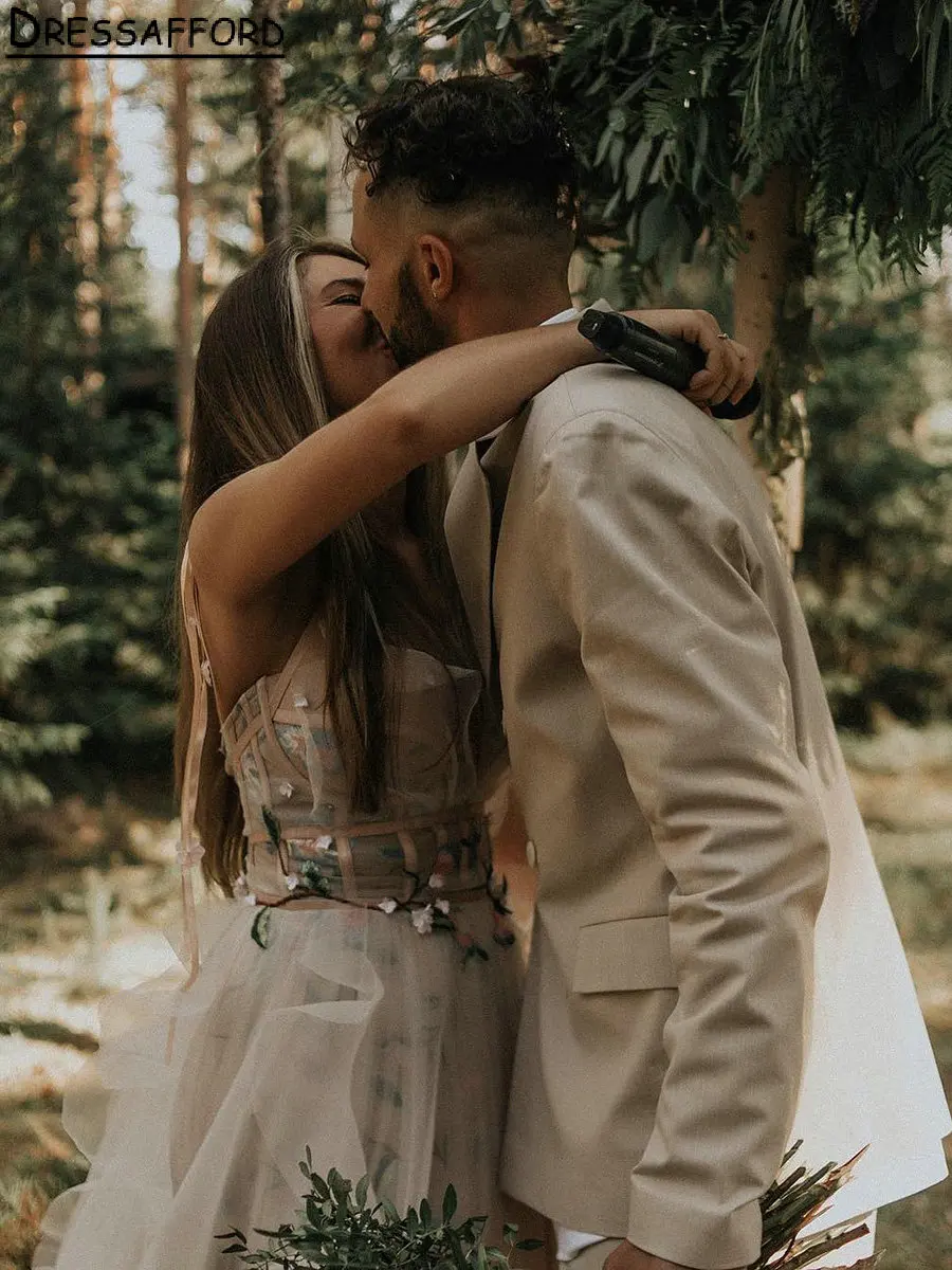 Vestidos de novia de línea a de encaje con apliques florales de pueblo, vestidos de novia sin mangas con escote corazón