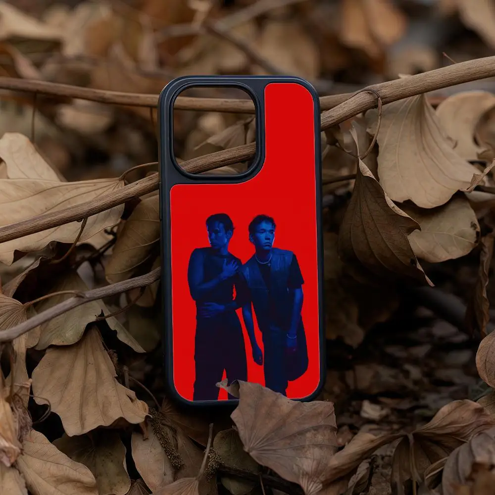 

M-Marcus Martinus Phone Case For iPhone 17 16 15 14 13 12 Pro Max Plus Black Frame Acrylic Carbon Fiber Hard Shell