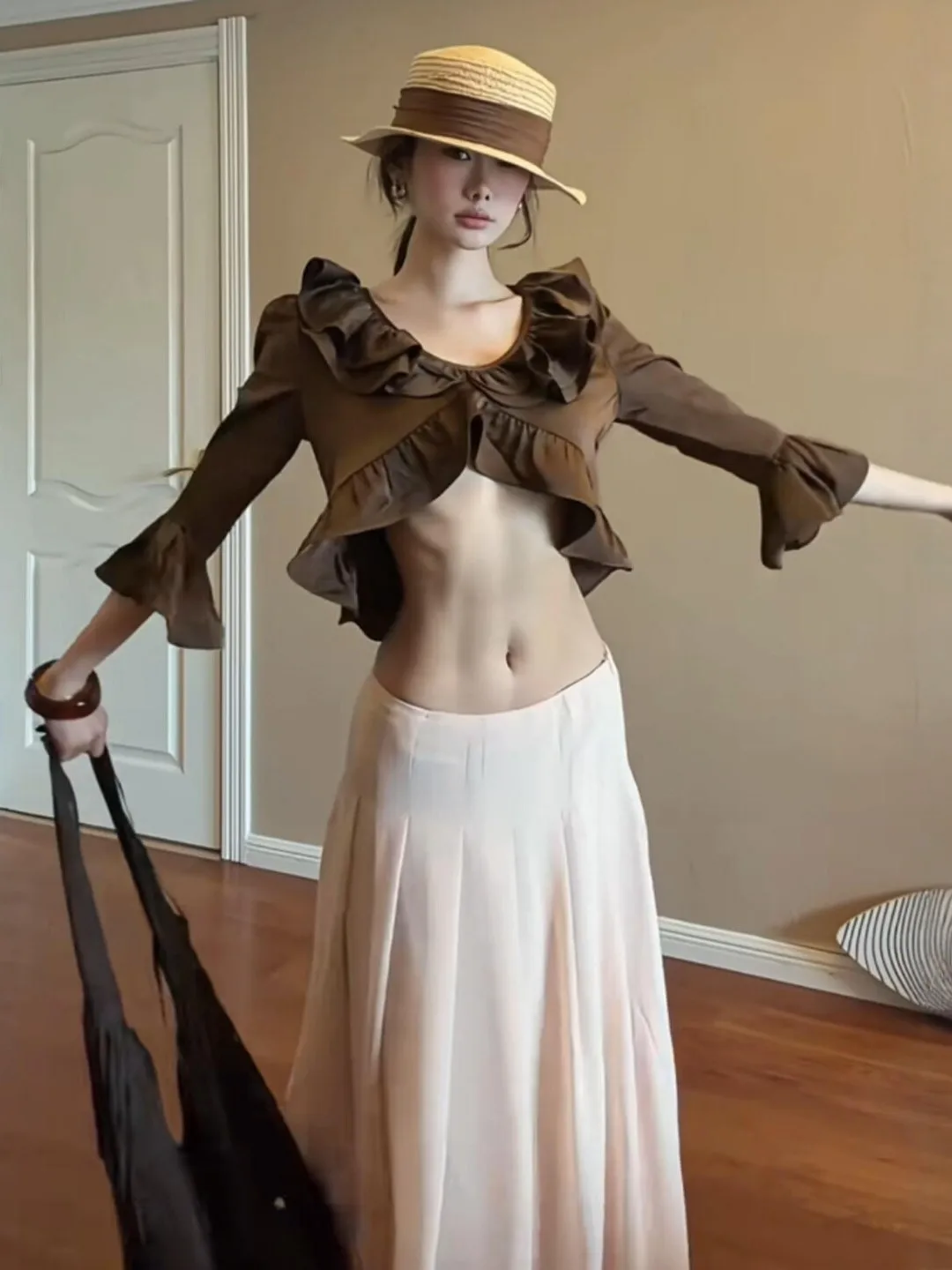 

Retro Fashion Classy Top Skirt Two-Piece Set Light Maturity Unique Style Spring Collection V-Neck Long Sleeve Cotton Blend