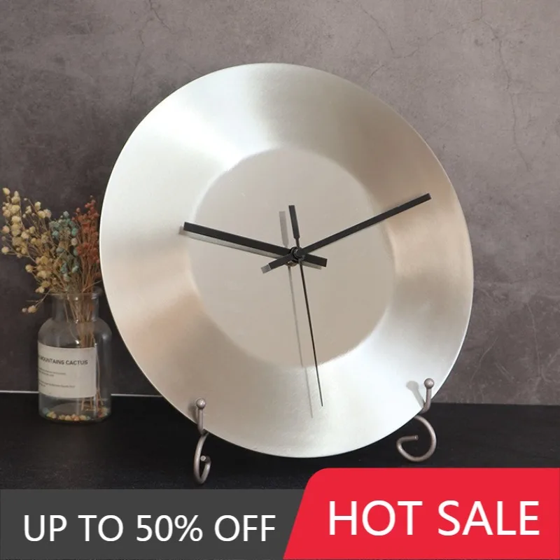 Metal Round Wall Clock Creative CD Design Nordic Noiseless Wall Clocks Elegant Luxury Room Decoration Watches Home Decoration
