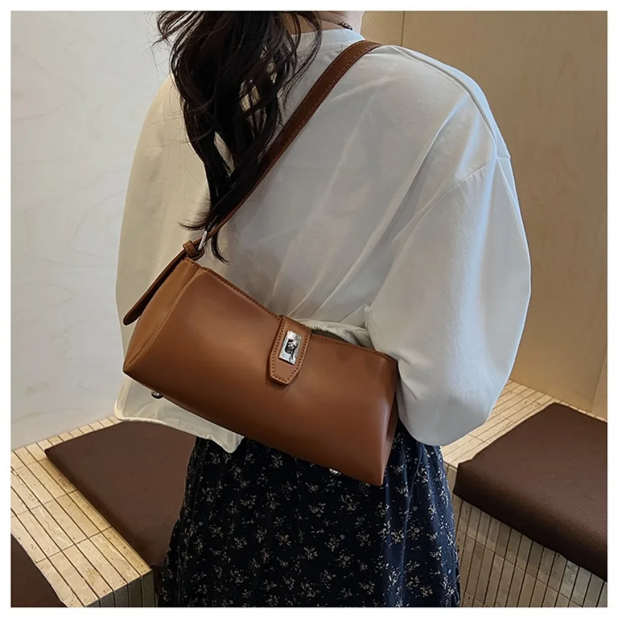 

Korean fashion simple Dongdaemun ins underarm bag niche design commuter shoulder bag large capacity leisure texture handbags