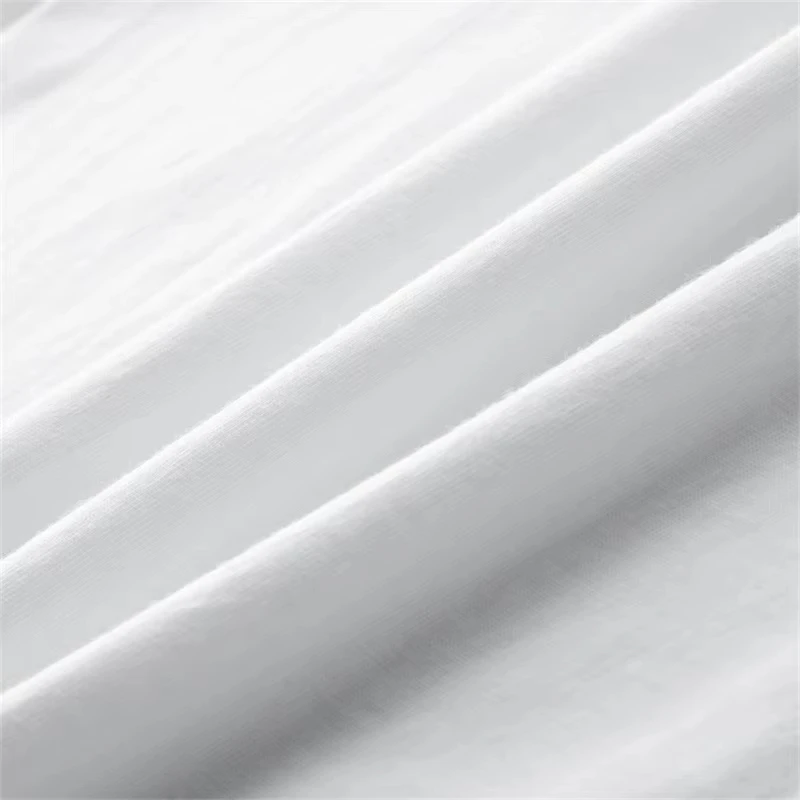 The short-sleeved T-shirt with lobster and wine glass prints is versatile for both men and women in summer, autumn and winter