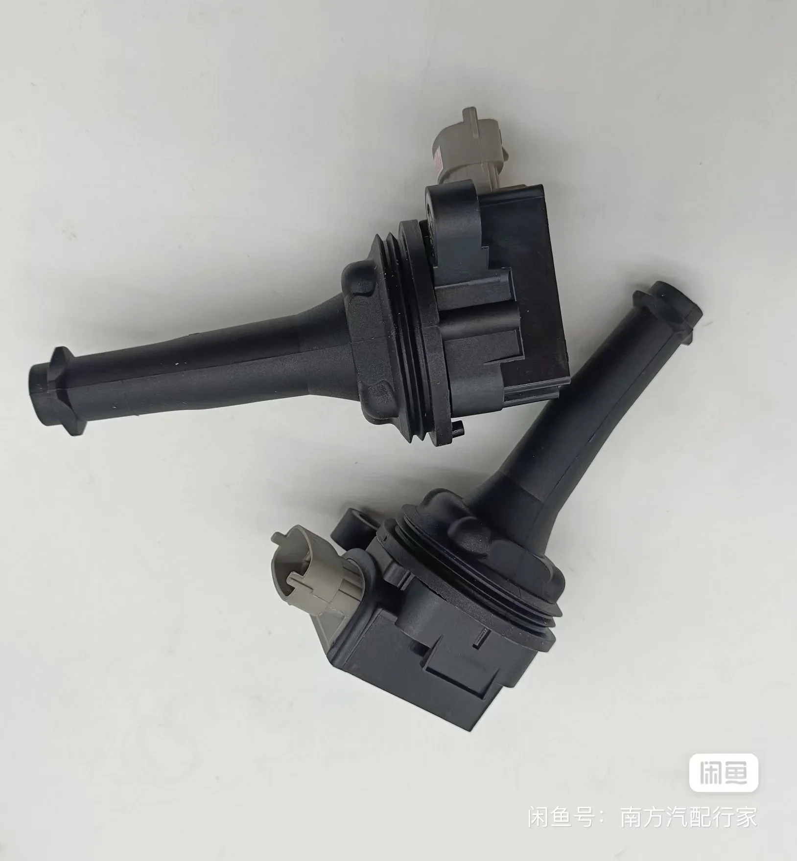 New! OEM 30713417 New Ignition Coils for Volvo C30 S40 0221604010 1371601 6M5G12029AA 307134170