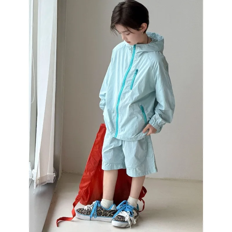 

Boys' Summer Solid Color Loose Sunscreen Clothing Set 2026 New Children's Light and Breathable Outdoor Casual Quick-drying Set