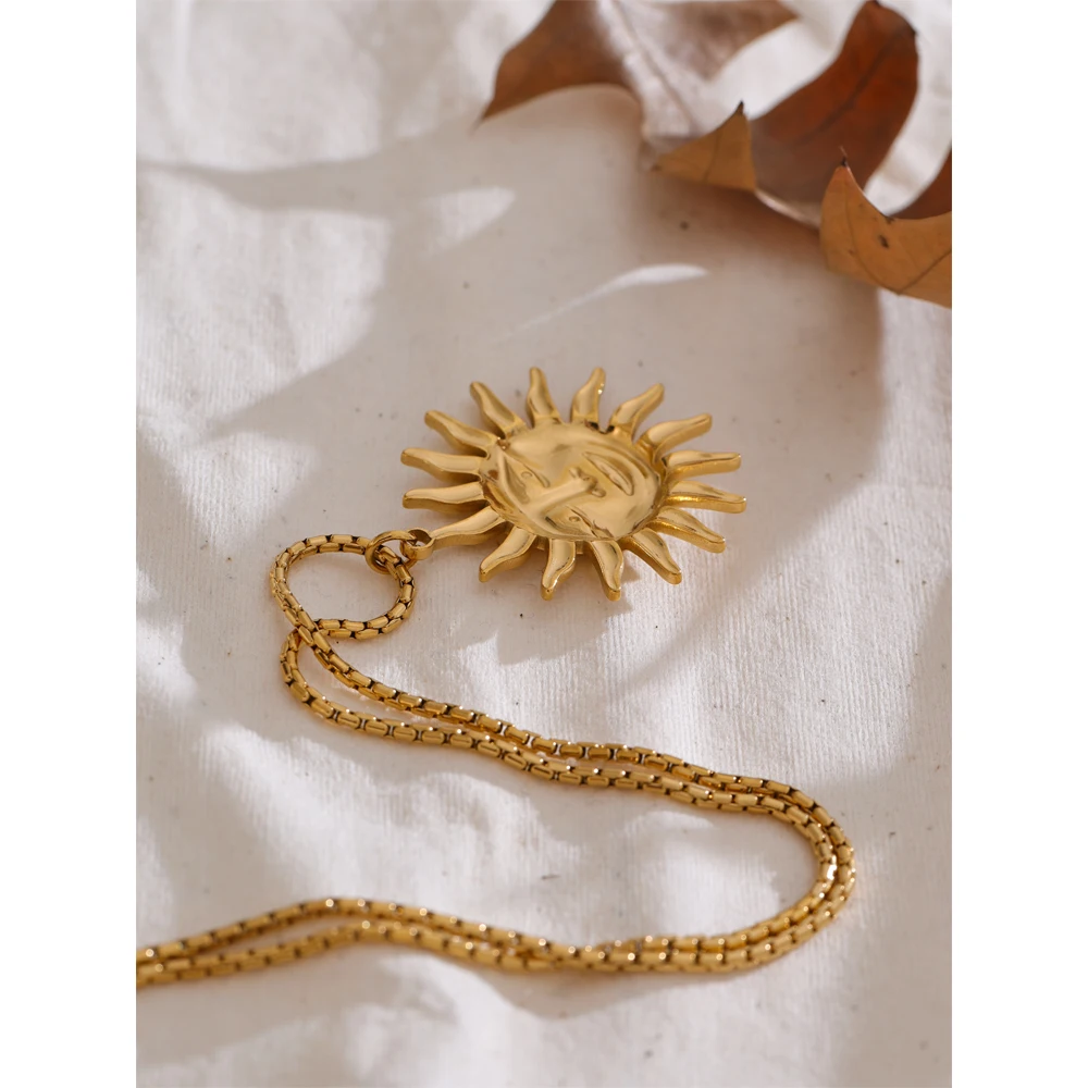 Yhpup Hot Style 18K Gold Color PVD Sun Face Pendant Necklace Waterproof Stainless Steel Arrivals Popular Jewelry Wholesale