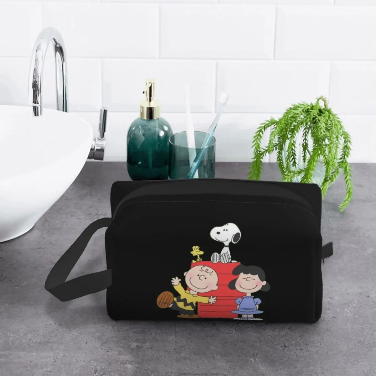 Borsa da toilette personalizzata da viaggio carina Snoopys Cute Cartoon Cosmetic Makeup Organizer donna Beauty Storage Dopp Kit Case
