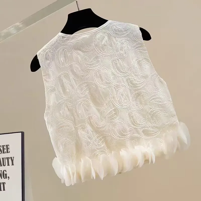 Embroidered Jacquard Sleeveless Short Waistcoat 2025 Spring Summer Women Petal Patchwork Vest Female Sweet Sleeveless Cardigan