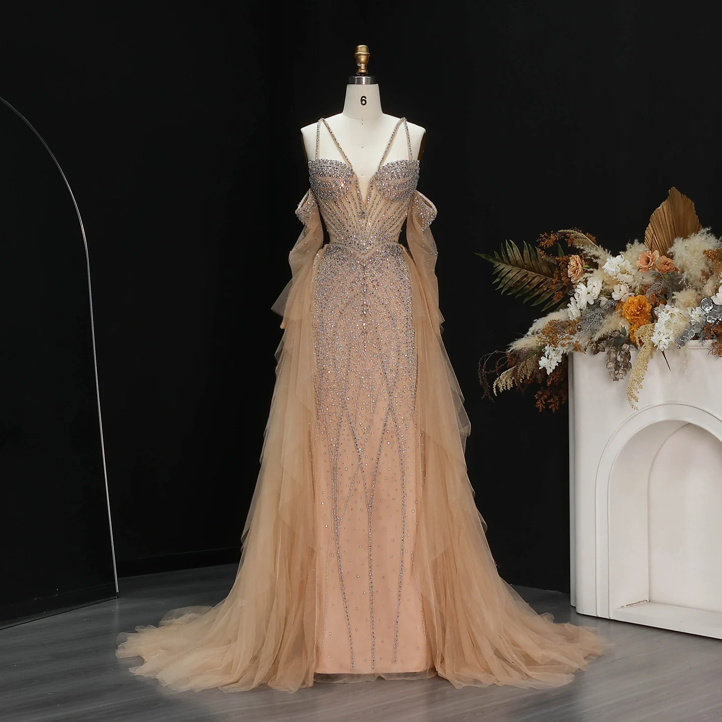 Sharon Said Dubai Grünes Abendkleid mit Spaghettiträgern, Perlen und Rüschenärmeln, formelles Ballkleid für Damen, SS123, maßgeschneidert – Detail 11
