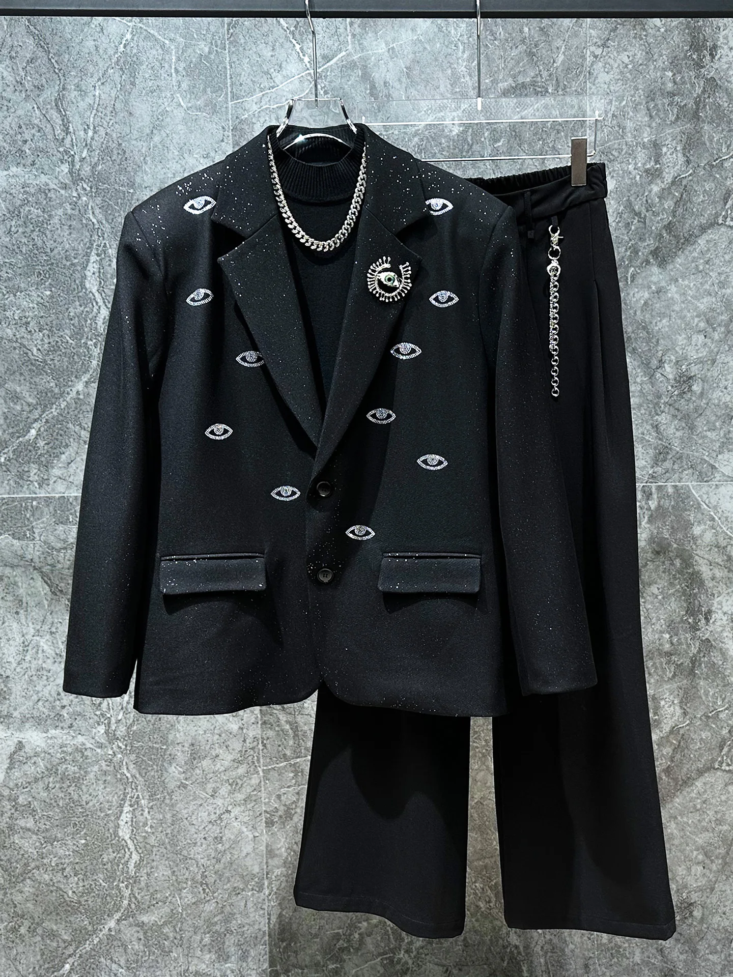 

Trendy Men's Luxury oulder Pad Suit Performance Bla Diamond Design Casual Long Sve Flat Collar Two Buttons Autumn Faion