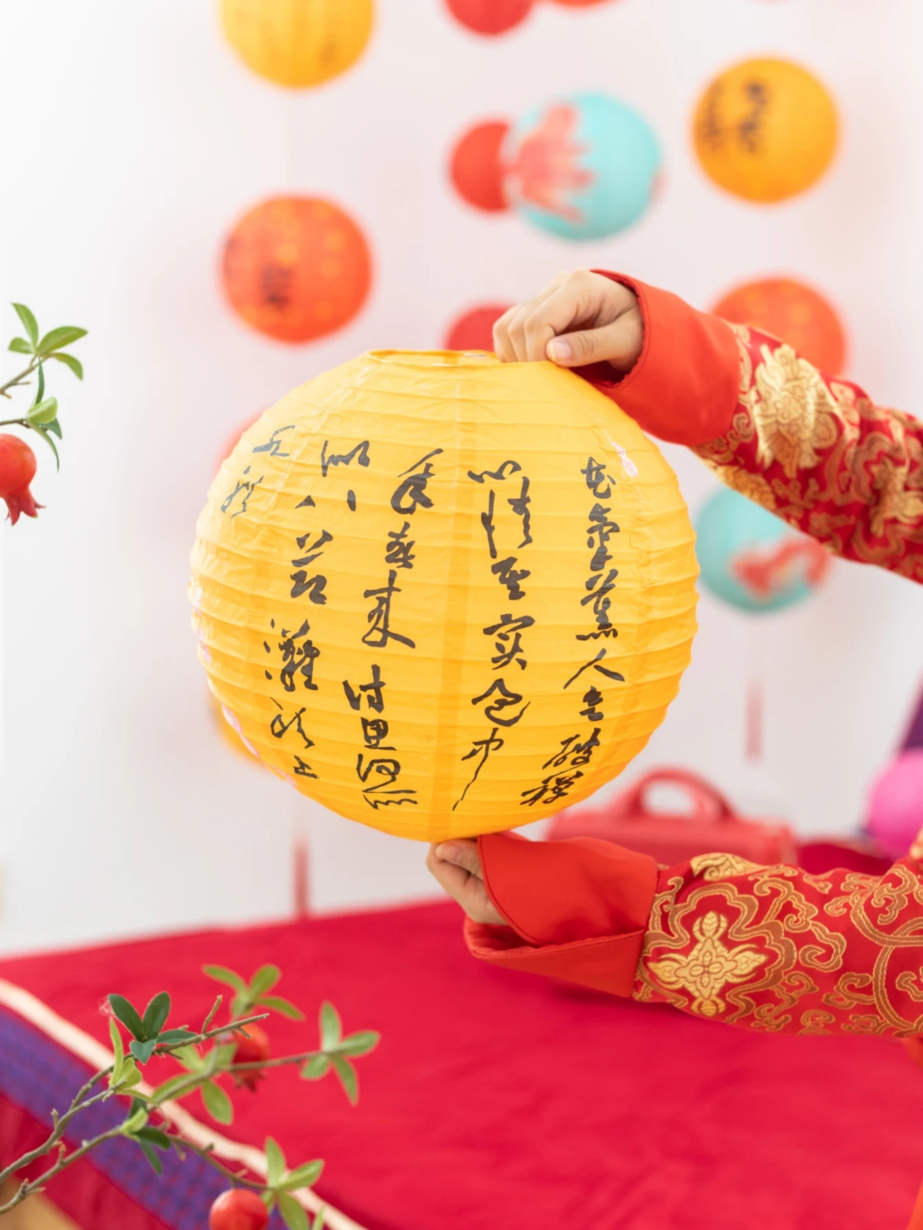 30cm Multi Color Paper Lantern Foldable Paper Lanterns for Home Wedding Scene Birthday New Year Holiday Festival Party Decor