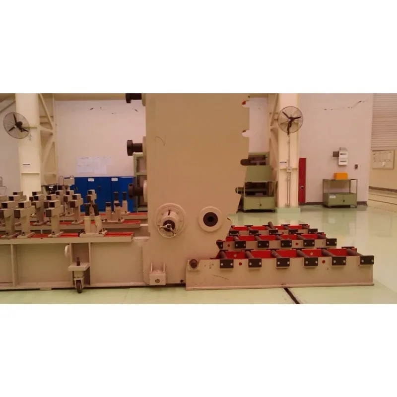 Montagetisch mit schwerem Kran-Rektionstransformatorkern