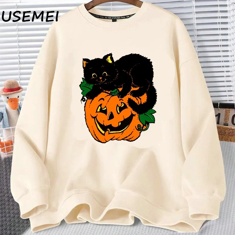 

Black Cat Pumpkin Crewneck Sweatshirt Ghots Cat Retro Halloween Gothic Hoodies Fall Halloween Cat Mama Clothing Autumn Outerwear