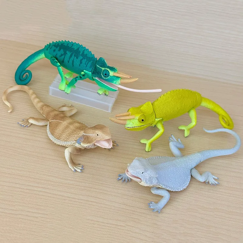 Japanese Bandai Genuine Gacha Scale Model Biological Cognitive Model Lizard Chameleon Simulation Miniature Action Figure Toys