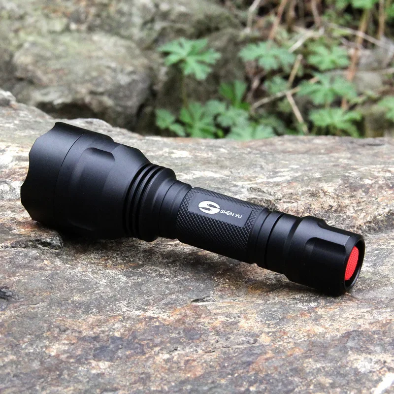 C8 bright flashlight outdoor home Q5 night riding waterproof LED rechargeable high power bat flashlight  2020 new tazer torch