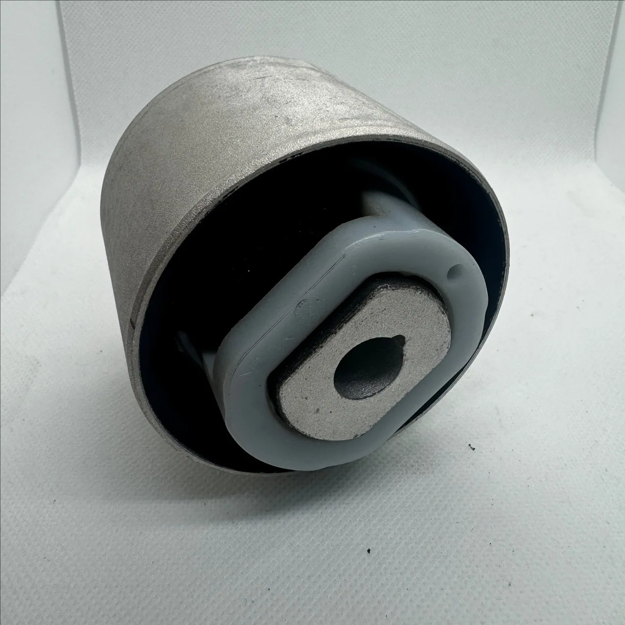 Front Lower Control Arm Bushing for Land Rover Velar for Jaguar F-Pace T4A11965