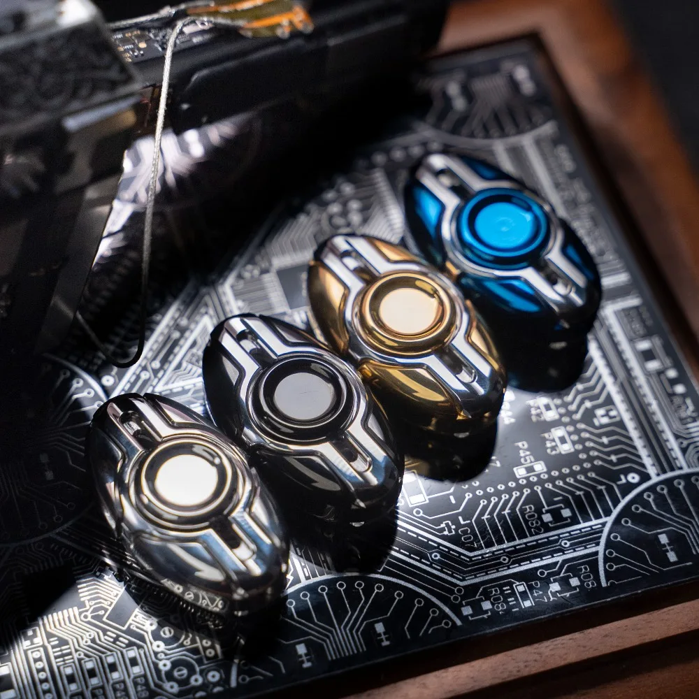 KTSEDC Fat Egg Two Leaf Open Armor Mechanical Metal Touch Fingertip Gyroscope Desktop Decompression Toy