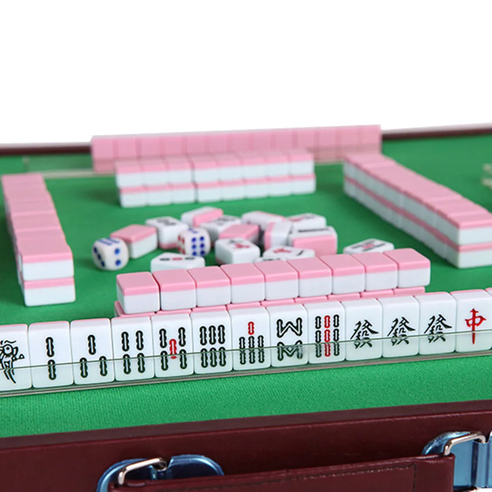 Mini Mahjong da viaggio portatile Set Mahjong da viaggio con scatola di immagazzinaggio Gioco da tavolo resistente alla caduta Giocattolo per riunioni di famiglia