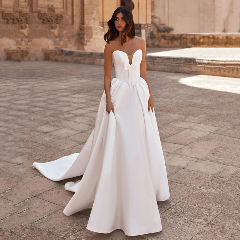 

Eightree White 2026 A-Line Wedding Dresses Sweetheart Sweep Train Evening Wedding Gowns Women Satin Bridal Prom Dress Customized