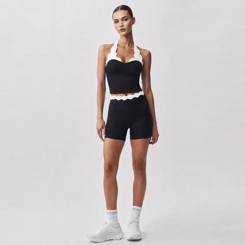 SharpStar Color-Blocked Halter Neck Tank Top Set 2pcs Tight-Fitting Sports Suit Scallop-shaped Yoga Pilate Outfit Plus Size