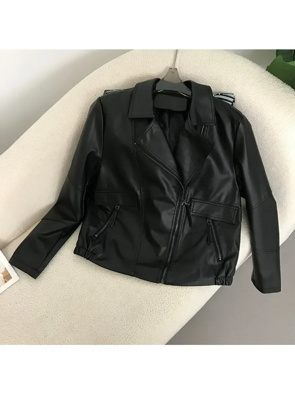 New Spring Autumn Fashion Vintage Faux Leather Jacket Women Moto Biker Leather Coats Casual Streetwear Zipper PU Outwear