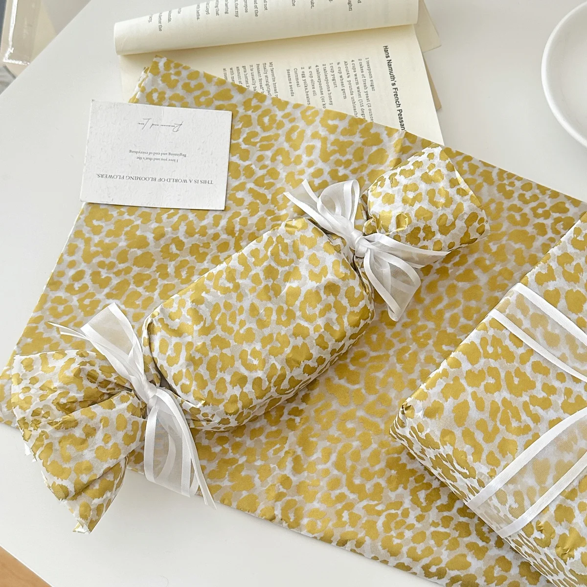 Leopard Print Gift Wrapping Paper, 10 Sheets