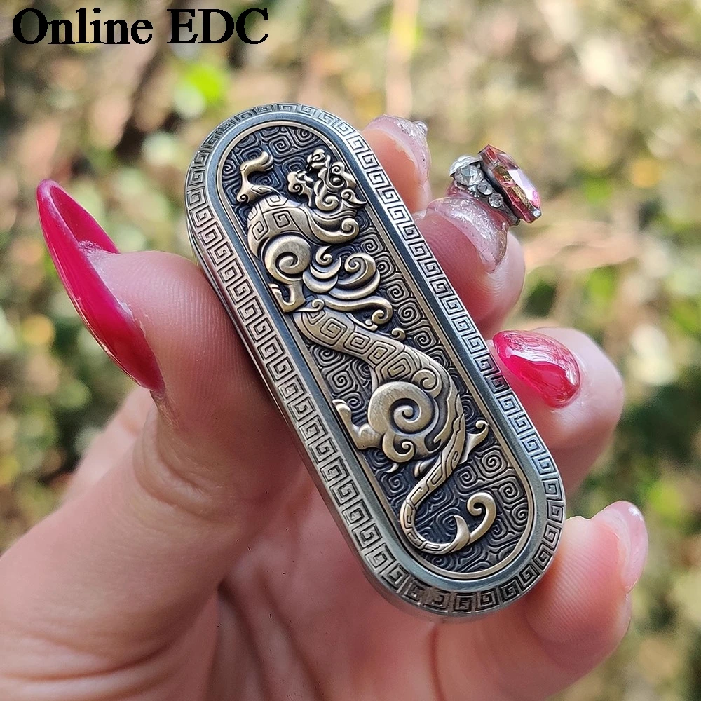 

HEROEDC Медь Материал Двусторонняя гравировка Модная игрушка для снятия стресса для мужчин