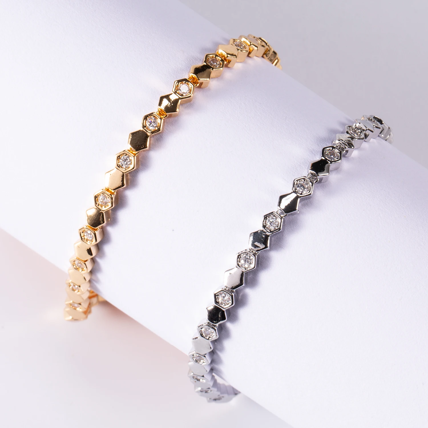 

High Quality Stainless Steel Bracelet Honeycomb Hexagon Geometric Aesthetics Bangle for Women Summer Jewelry
