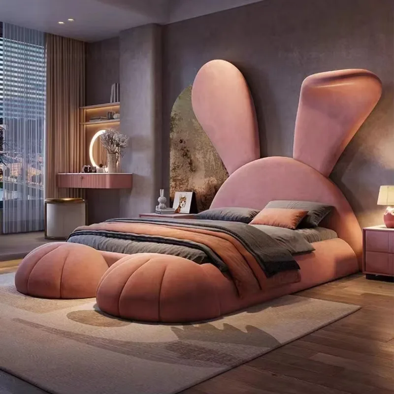 سرير أطفال حديث مصنوع من خشب القلفة الناعم سرير مونتيسوري سرير منجد مع آذان أرنب كبيرة تصميم رسوم متحركة للفتيات