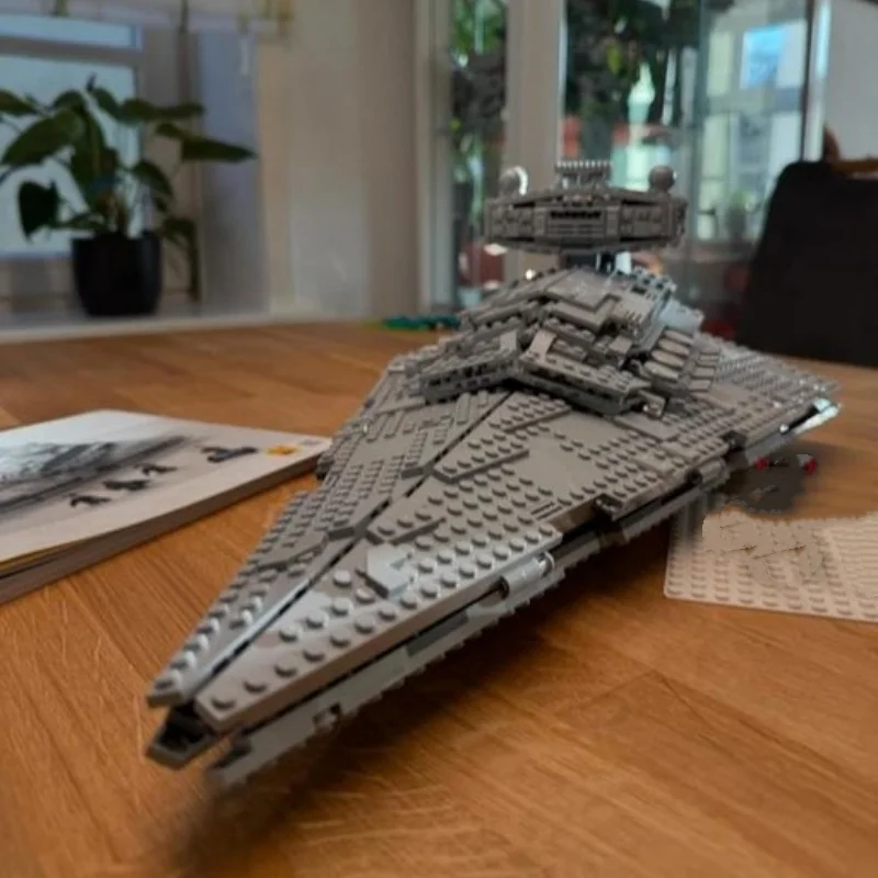 set-di-costruzioni-modello-imperial-star-destroyer-da-1555-pezzi-veicolo-spaziale-da-guerra-regalo-di-natale-e-compleanno-per-famiglia-e-decorazioni