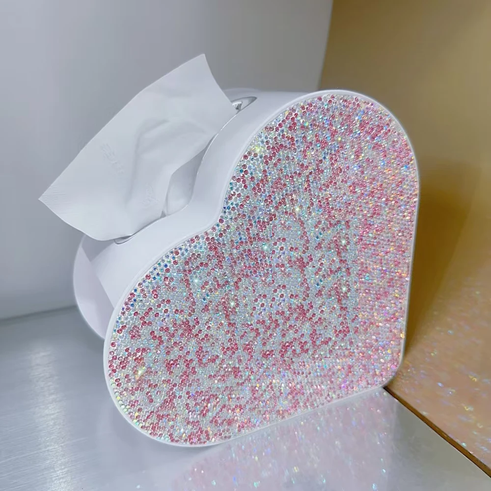 

Love-heart Towel Tissue Storage Box Plastic Rhinestone Decorated for Home Bedroom Office Toilet Paper Dispenser Organizer