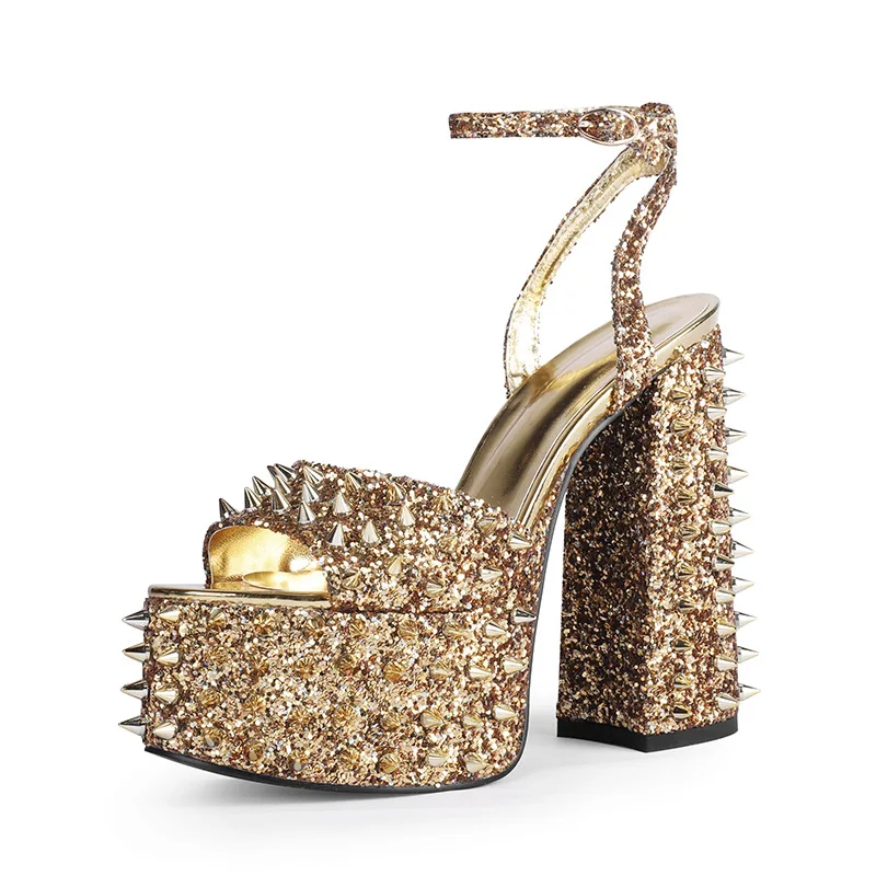 Sandali con borchie con plateau Open Toe Block tacchi alti cinturini alla caviglia in pelle glitterata moda donna rivetti estivi scarpe fresche