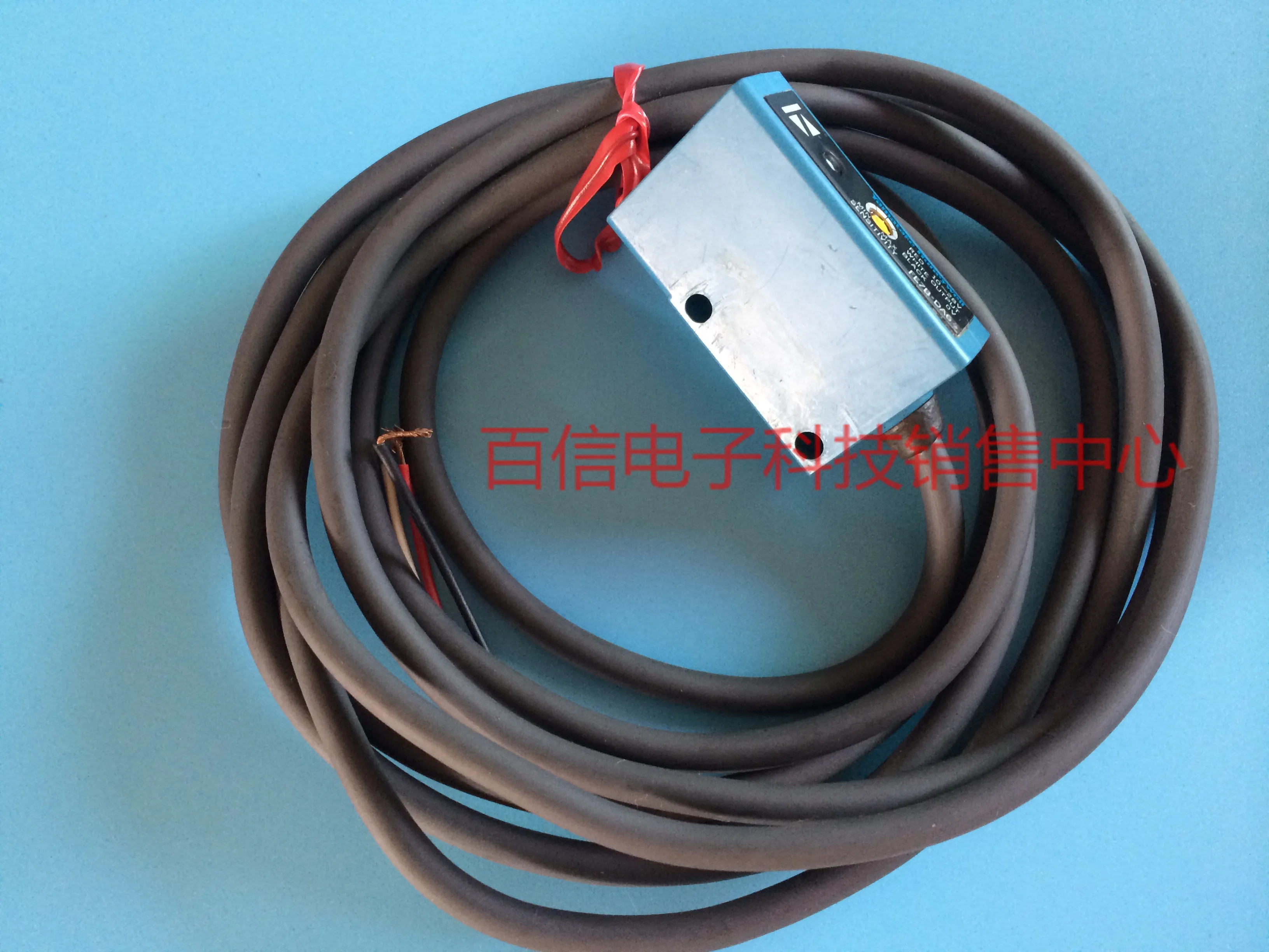 

2025 г. Продается Япония AZBIL датчик отражения фотоэлектрический переключатель FE7B-DA6, гарантия качества