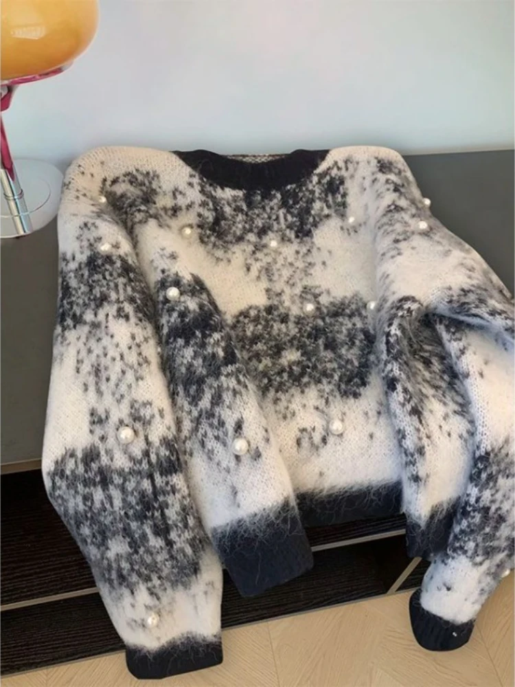 

Vintage Gradient Mohair Tie Dye Sweaters Autumn Winter Lazy Style Coat for Women Black White All-match Knitted Pullover Knitwear