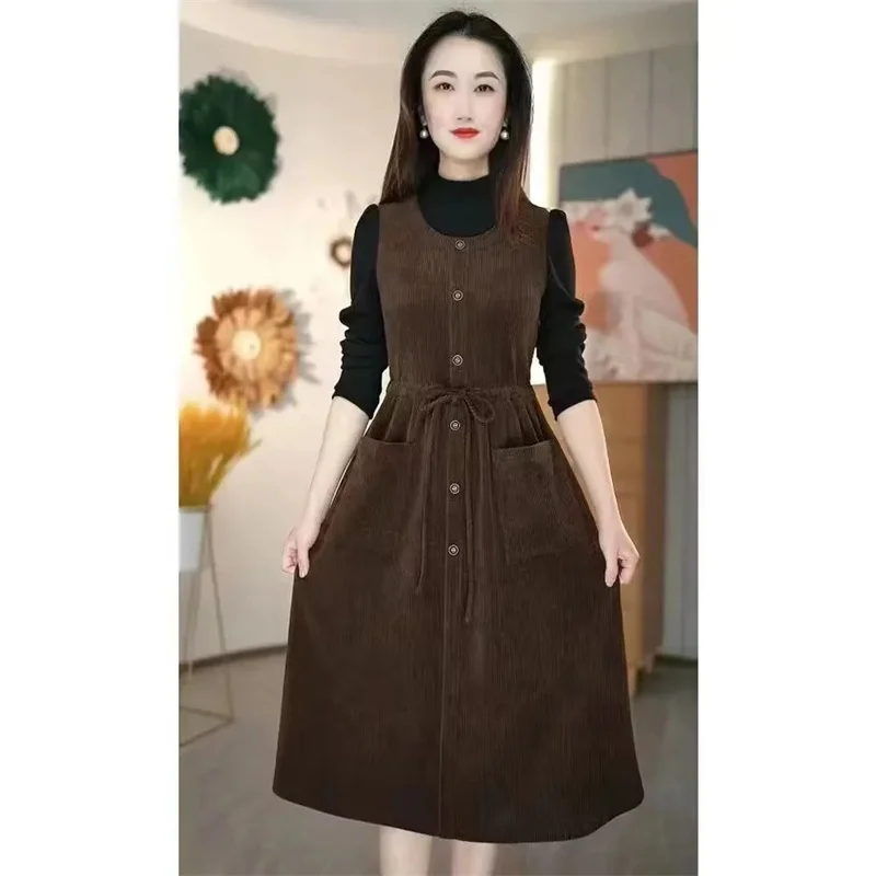2024 Winter Fake Two piece Corduroy Dress Stylish Women\'s Dress Draw pleats Slim Waist Dress Women\'s Retro Knee Over Middle Long