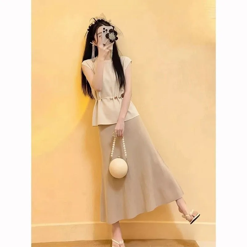 Women's Elegant 2-Piece Set Sleeveless Peplum Top Midi Skirt Summer Outfit