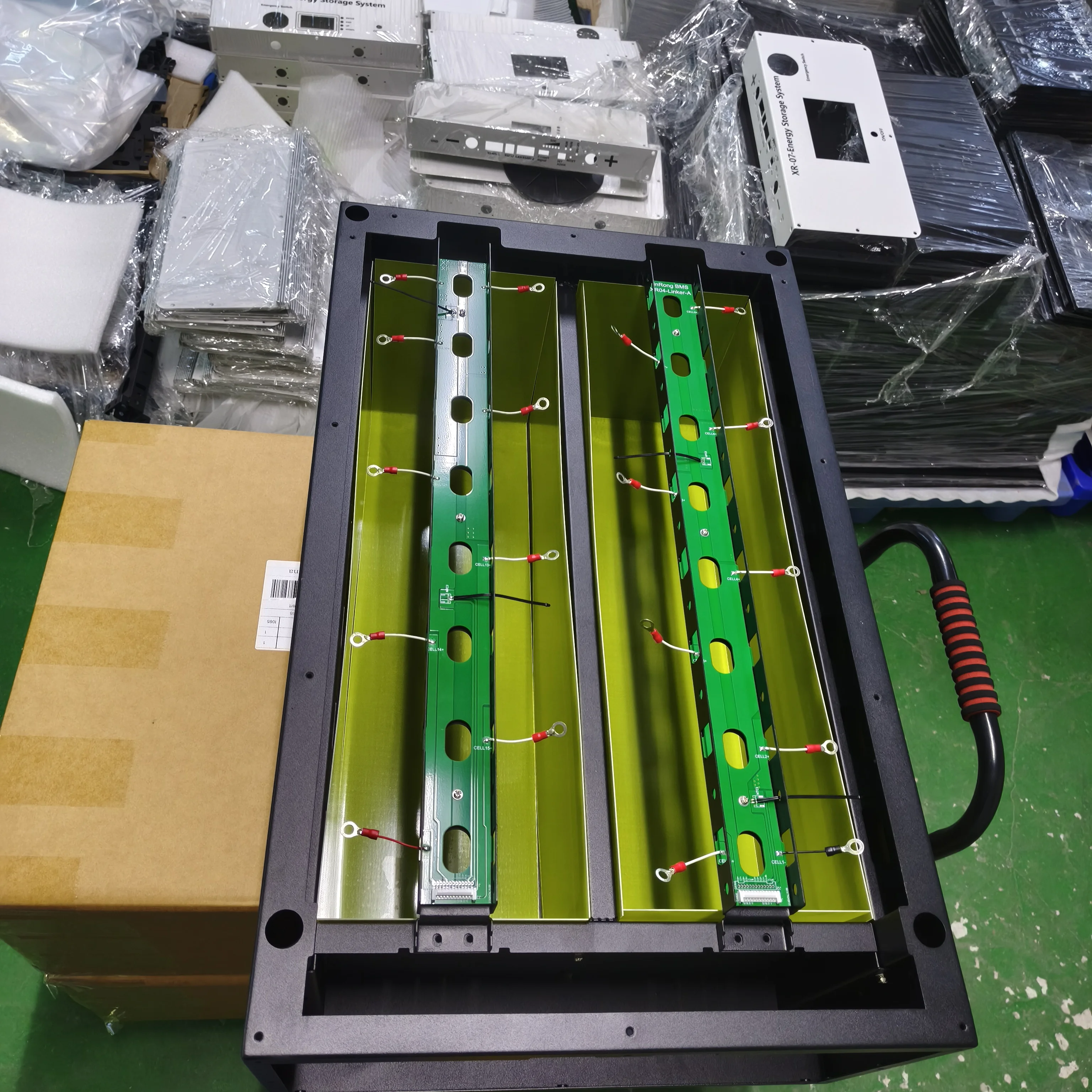 

Батарейный блок XR08 16S 51.2V для солнечных систем хранения энергии, LiFePO4, DIY-комплект для JK-BMS-3.2LCD EVE CATL 304AH 310AH MB314AH