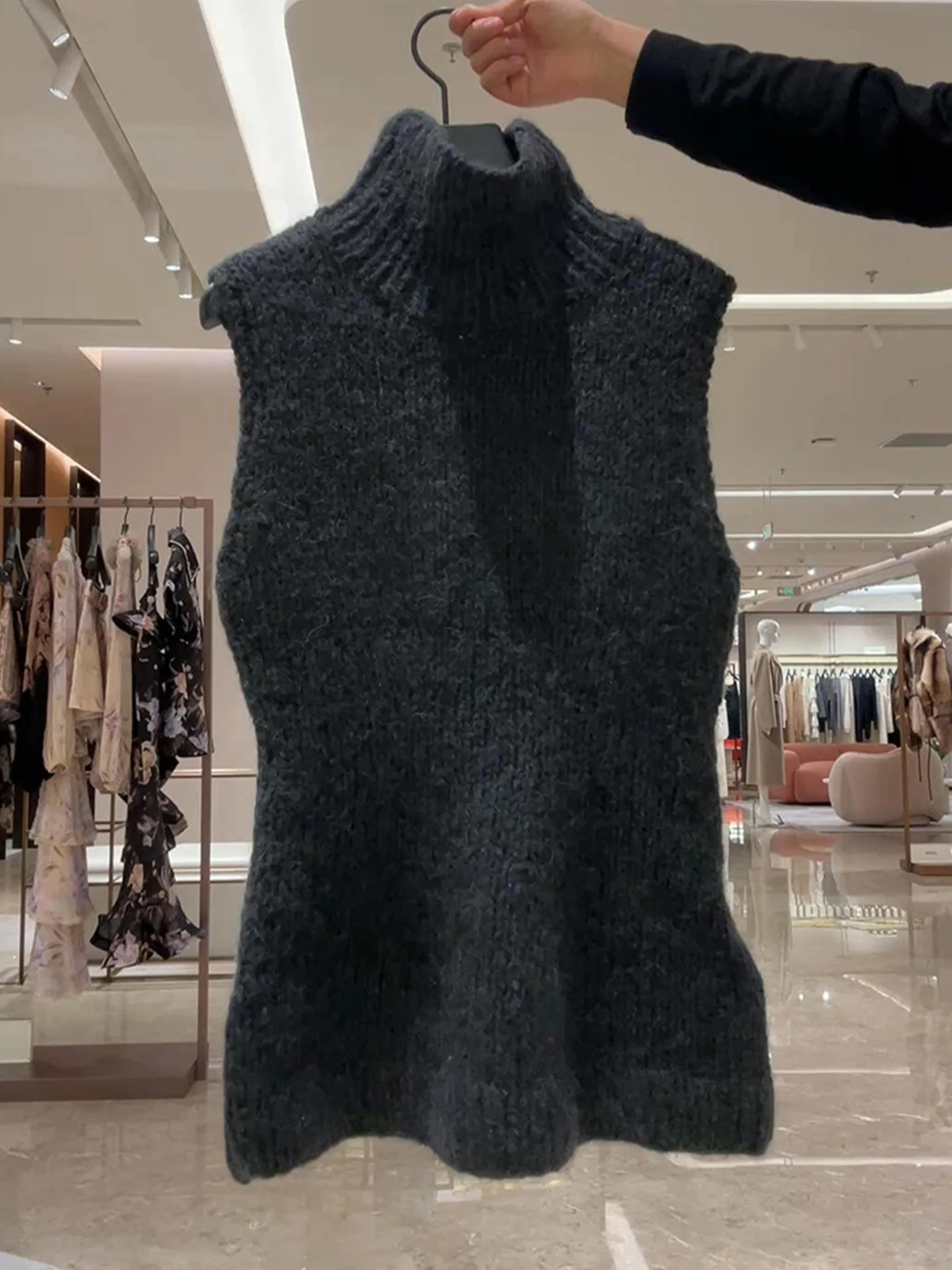 

Korean Sle High Collar Svel Vest 2025 Autumn Commute Versatile Faion Women's Vest Poetic Lin Brand Pure Color