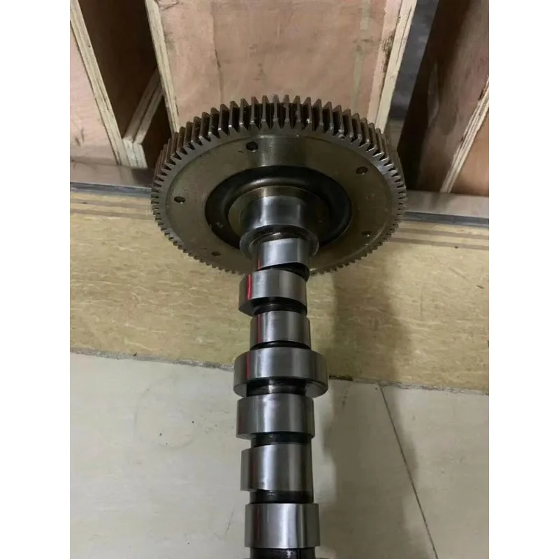 

2025D6D D7D Engine Camshaft 20544668 20412339, EC240B/EC290B Excavator Spare Parts