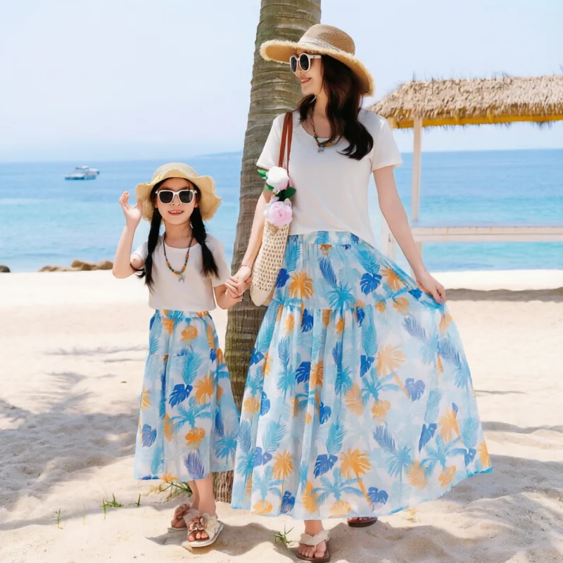 Vacation Family Matching Outfit Beach Mother Daughter Tops Skirt Summer Father Son Shirt Shorts Sets Holiday Couple Clothes  789