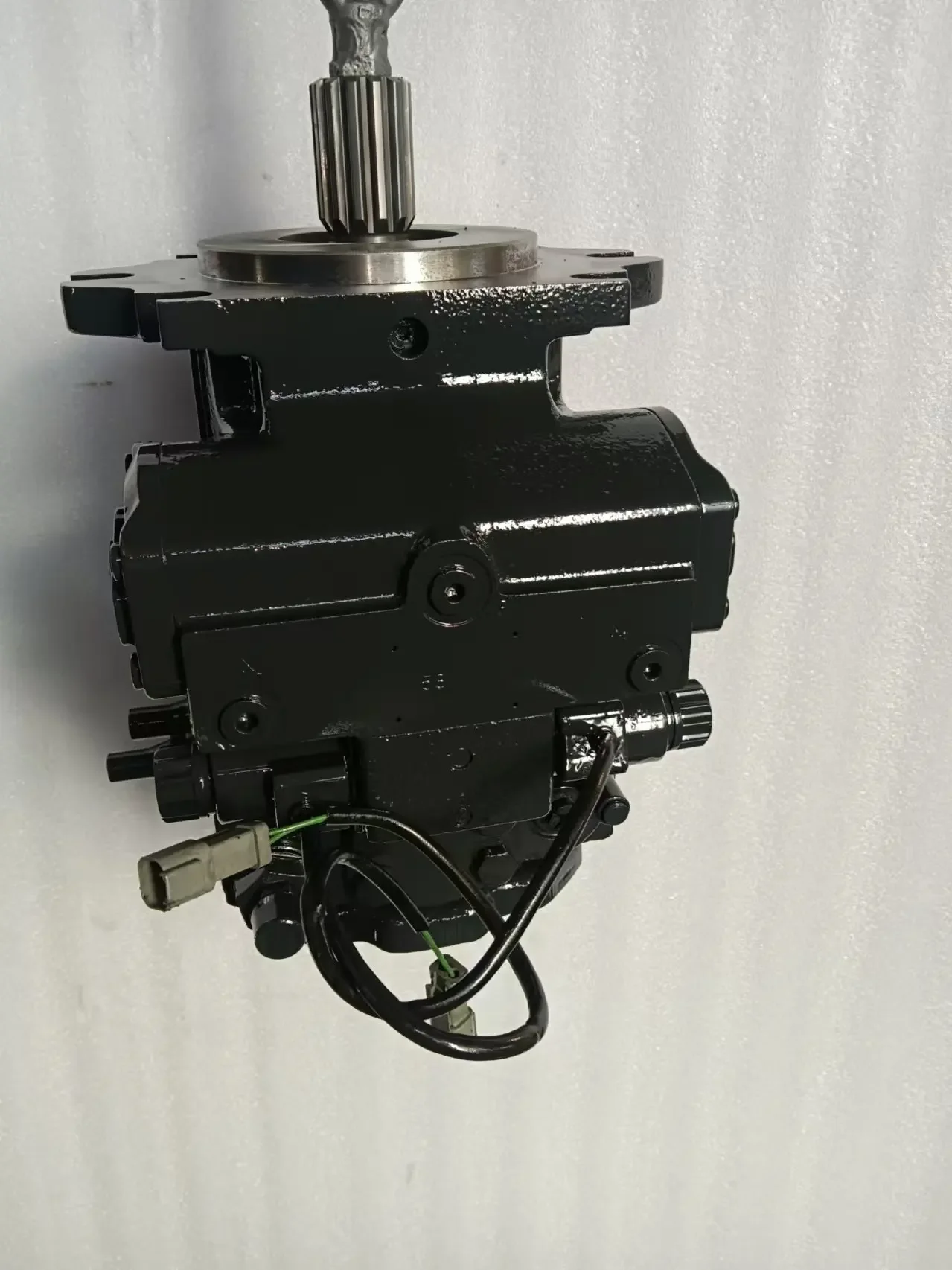 ปั๊มน้ำมันไฮดรอลิกแบบลูกสูบ A4VG90DA2D2/32R-NSF02F071DC-S ปั๊มแบบลูกสูบแกนหมุนแบบแผ่นเอียง ปั๊มแบบลูกสูบแกนหมุนแบบปริมาตรคงที่ A4VG28/40/56/71/90/125