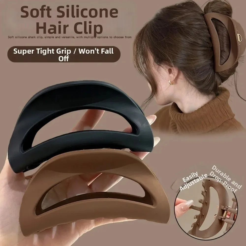 Weicher Silikon-Haarklammer mit edlem Design, perfekt zum Stylen der Haare, ohne Unbehagen zu verursachen oder das Haar zu zerkratzen. – Detail 2