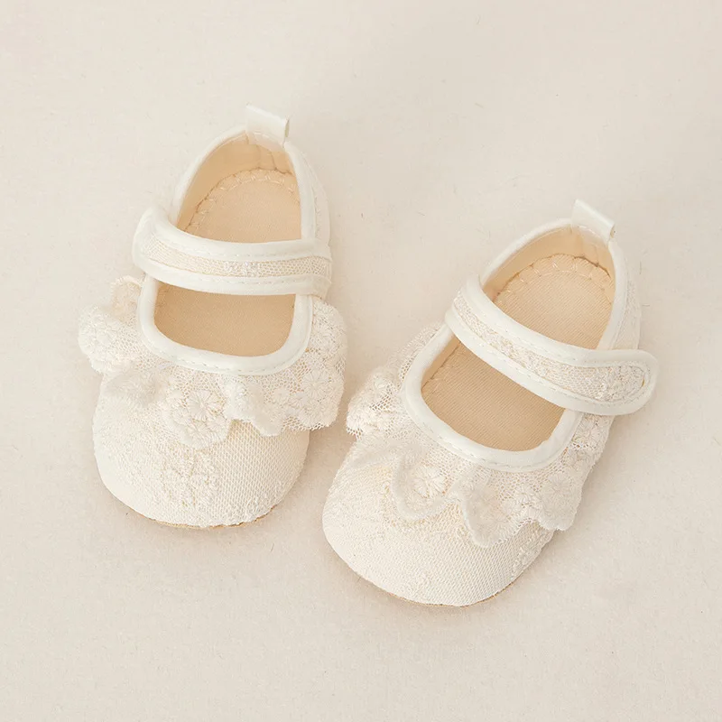 

Обувь для маленьких девочек 0-18 месяцев, нескользящая домашняя обувь принцессы на мягкой подошве с кружевом и бантом на плоской подошве для маленьких девочек, первые ходунки