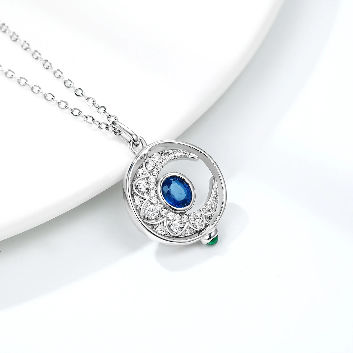YBO Fashion Women Pendant Necklaces Luxury White Shell Natural Sapphire Moon Shape Clavicle Chain 925 Sterling Silver Jewelry