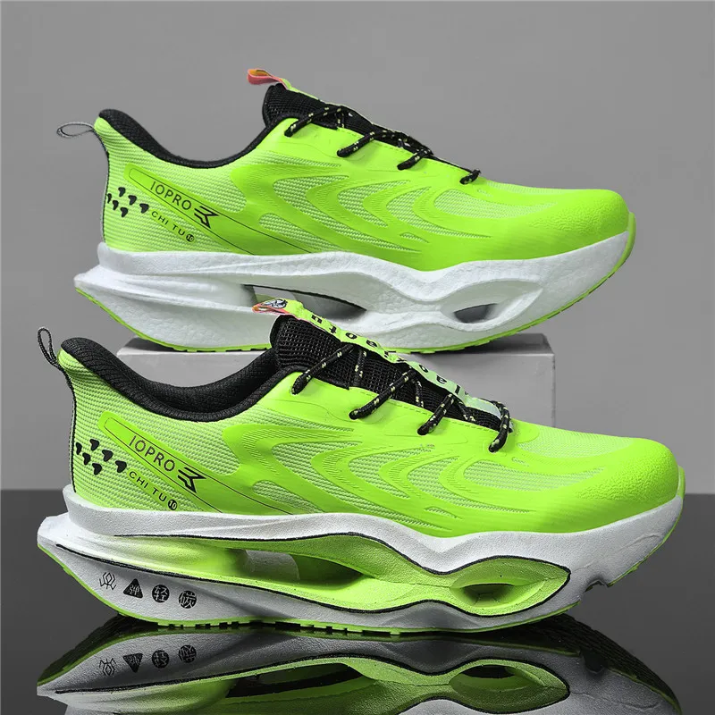 Herren-Laufschuhe mit durchbrochener Sohle, atmungsaktive Sportschuhe aus Mesh für den Sommer, hochelastische, stoßdämpfende Herrenschuhe mit dicker Sohle, die die Körpergröße erhöhen, leichte, rutschfeste und abriebfeste Herren-Laufschuhe für Outdoor-Aktivitäten, Fitness und den täglichen Gebrauch. – Detail 17