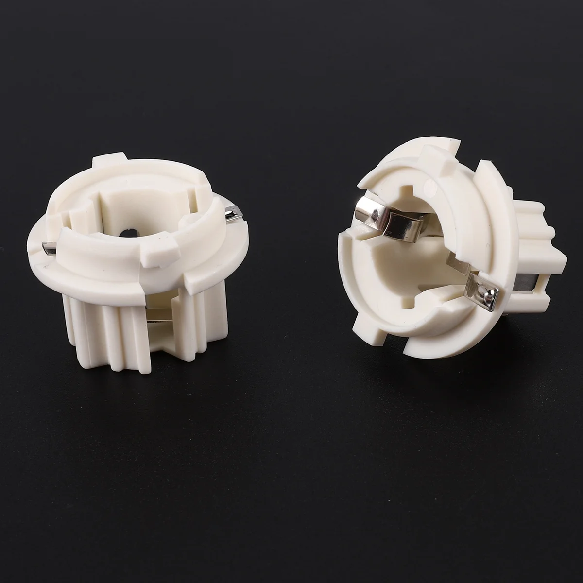 AT77 2PCS Rear Tail Light Lamp Bulb Socket Holder 2PCS for -BMW X5 E53 E70 F15 F85 1